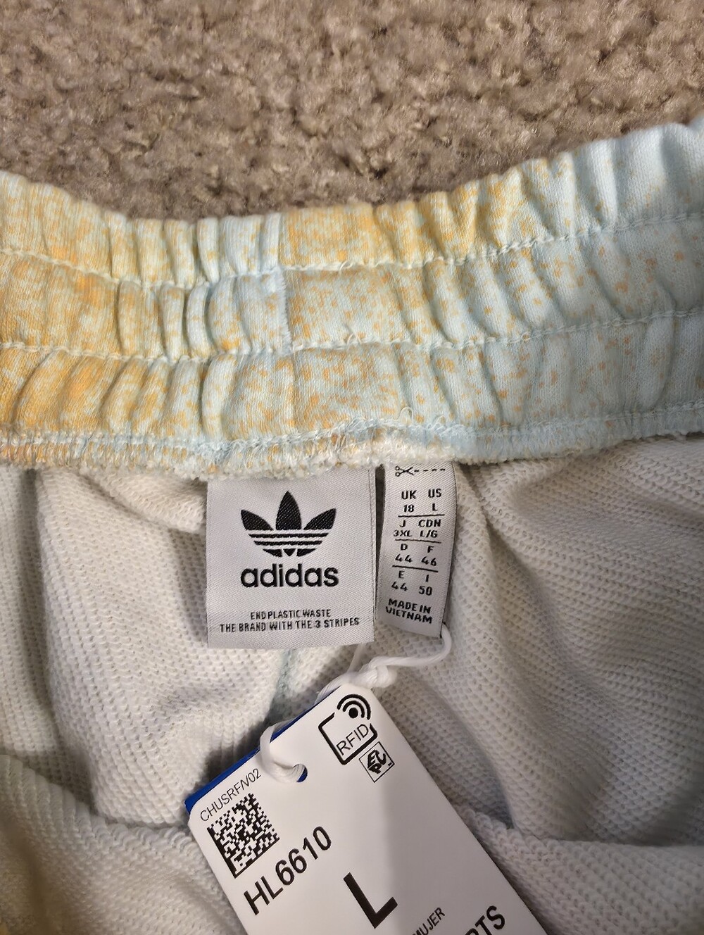 Adidas - Picture 4 of 4